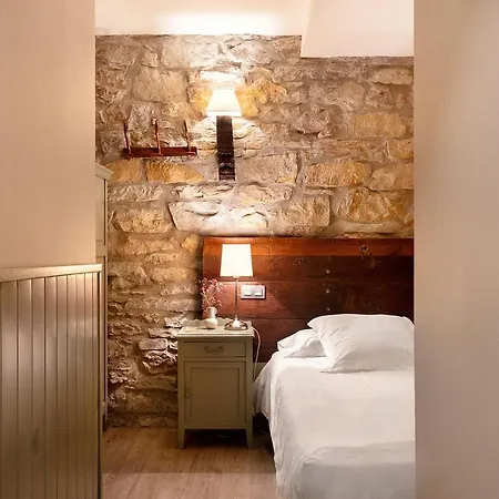 Hotel Okako *